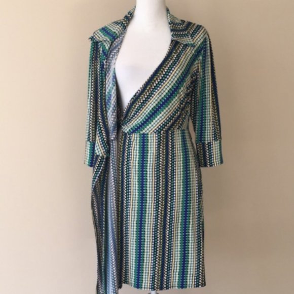 Laundry Modern Wrap Dress - Picture 6 of 8